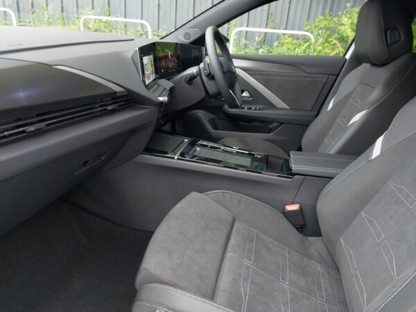 Used Vauxhall Astra 2025 for sale - 76212847: Photo 5