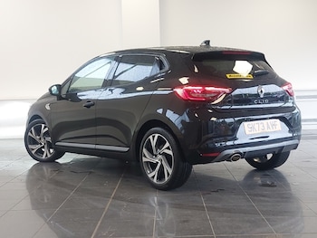 Used Renault Clio 2023 for sale - 76492585: Photo