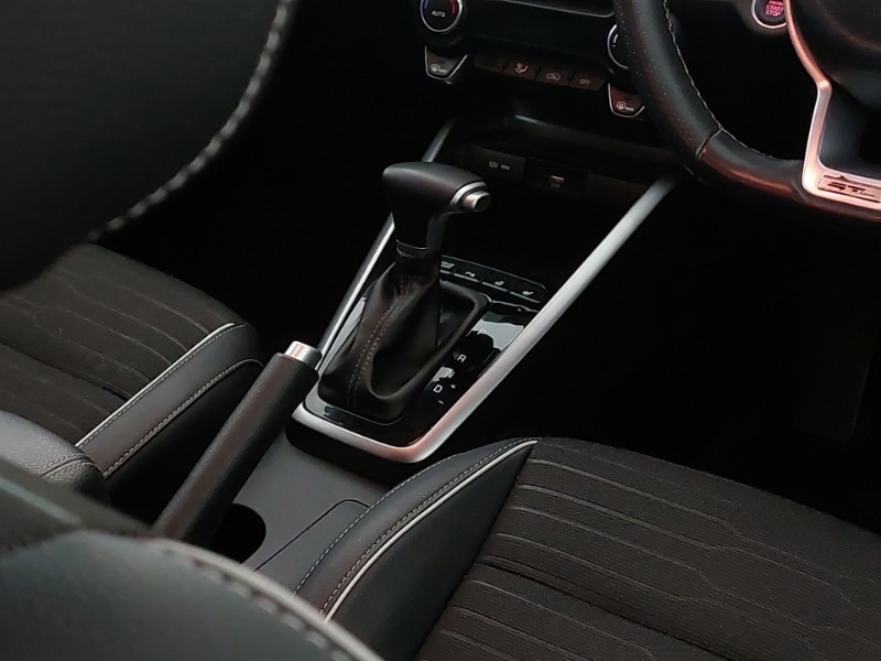 Used Kia Stonic 2023 for sale - 78135408: Photo 11