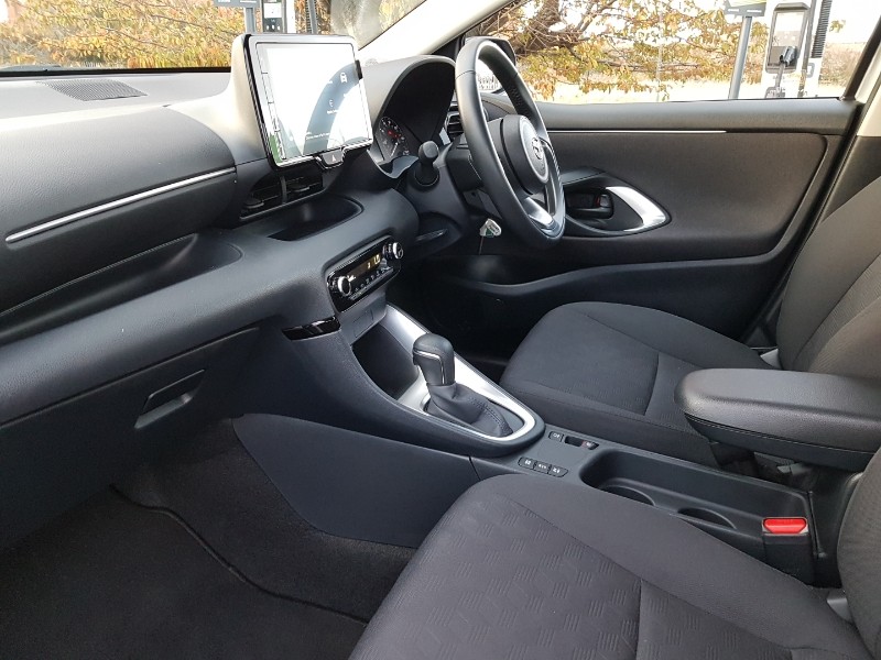 Used Mazda Mazda2 HYBRID 2024 for sale - 76401149: Photo 5