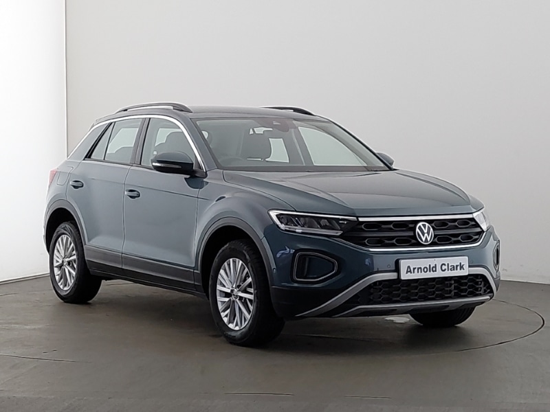 Used Volkswagen T-Roc 2023 for sale - 77717653: Photo 1