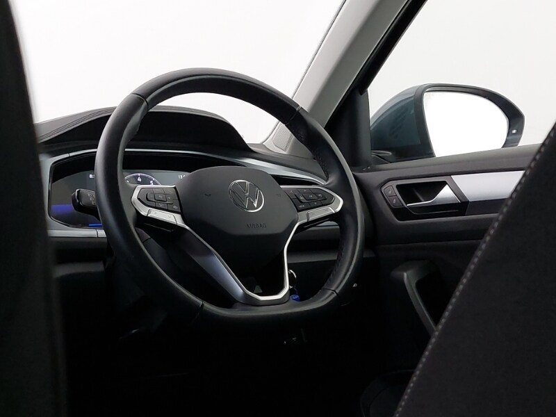 Used Volkswagen T-Roc 2023 for sale - 77717653: Photo 10