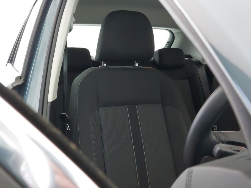 Used Volkswagen T-Roc 2023 for sale - 77717653: Photo 12