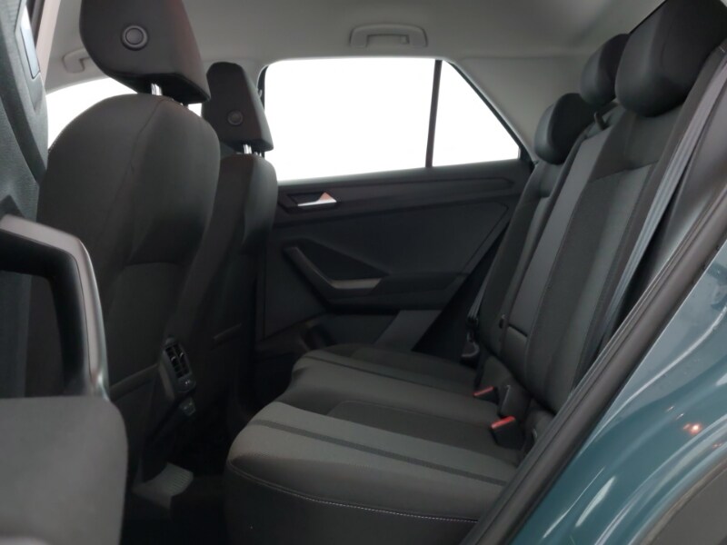 Used Volkswagen T-Roc 2023 for sale - 77717653: Photo 6