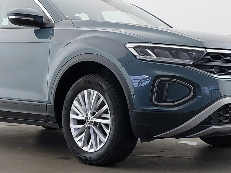 Used Volkswagen T-Roc 2023 for sale - 77717653: Photo 9