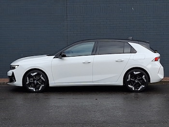 Used Vauxhall Astra 2023 for sale - 76720698: Photo