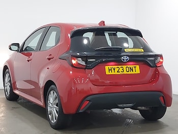 Used Toyota Yaris 2023 for sale - 79546046: Photo