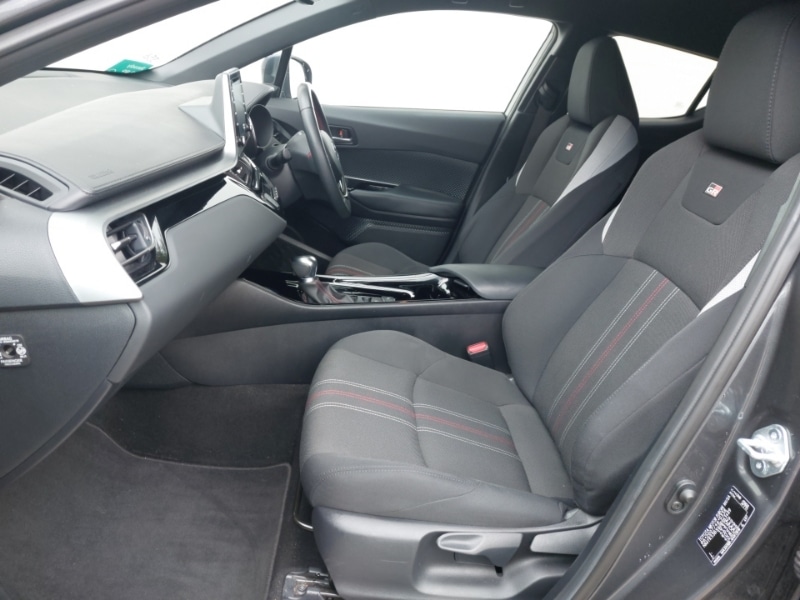 Used Toyota C-HR 2021 for sale - 76614637: Photo 5