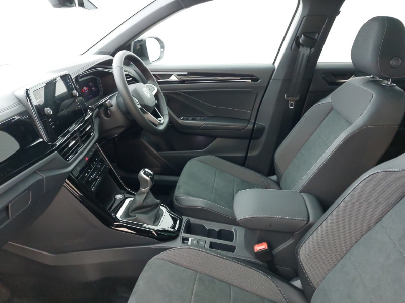 Used Volkswagen T-Roc 2025 for sale - 77950160: Photo 4