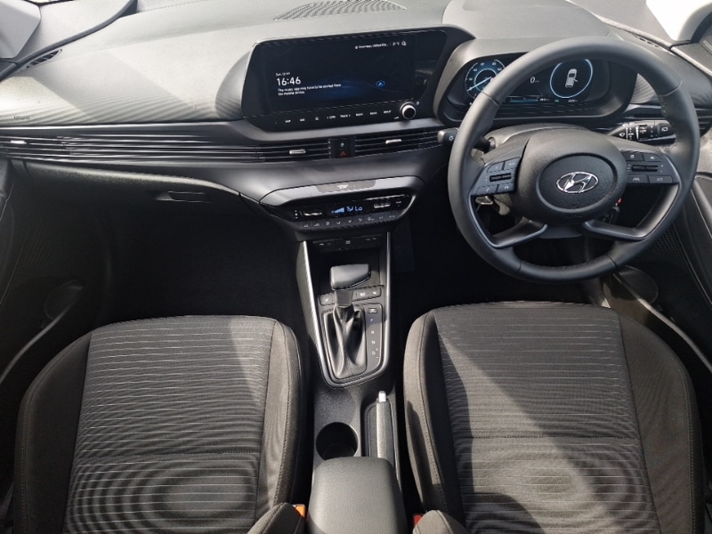 Used Hyundai i20 2023 for sale - 76456526: Photo 2