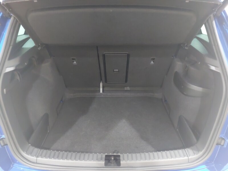 Used Skoda Karoq 2024 for sale - 76497932: Photo 8