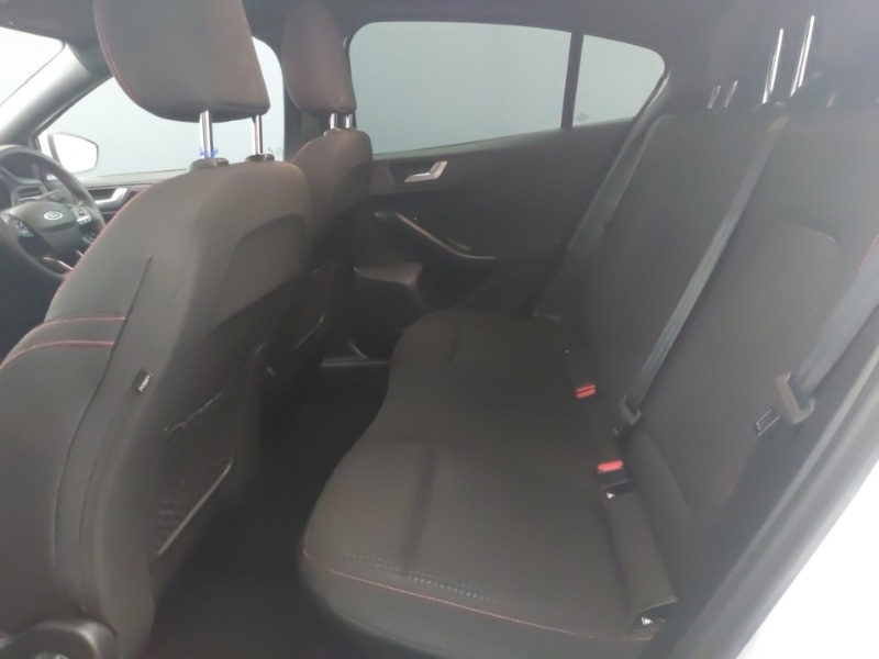 Used Ford Focus 2023 for sale - 77256980: Photo 6