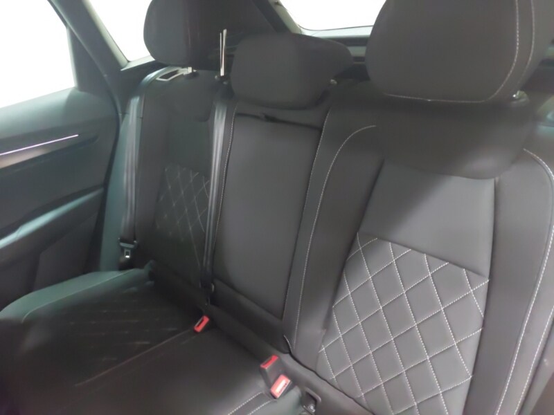 Used Skoda Karoq 2024 for sale - 77285330: Photo 6