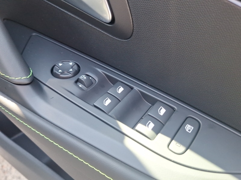 Used Peugeot 208 2025 for sale - 76938029: Photo 12
