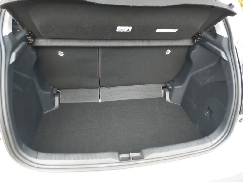 Used Toyota Yaris 2022 for sale - 77817693: Photo 8