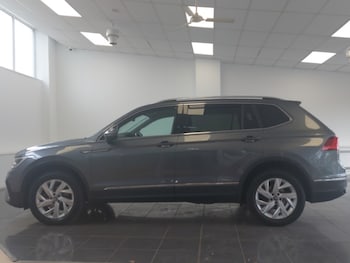 Used Volkswagen Tiguan Allspace 2021 for sale - 77053900: Photo