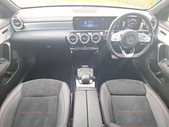 Used Mercedes-Benz CLA 2023 for sale - 76150188: Photo 2