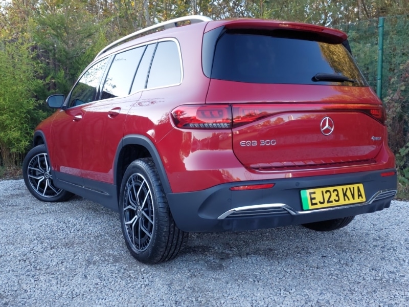 Used Mercedes-Benz EQB 2023 for sale - 76548599: Photo 3