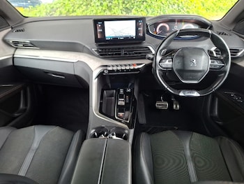 Used Peugeot 5008 2023 for sale - 78816500: Photo