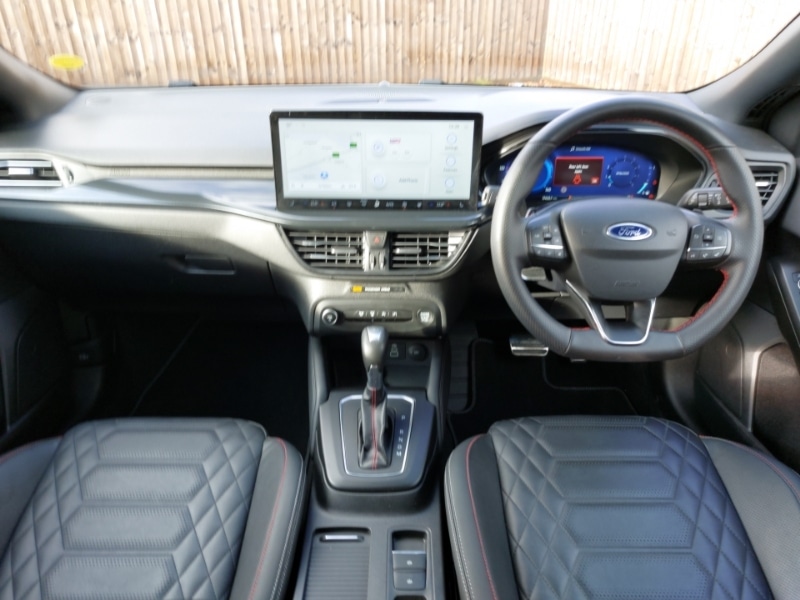 Used Ford Focus 2023 for sale - 76479164: Photo 2