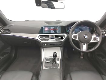 Used BMW 4 Series 2022 for sale - 76502531: Photo