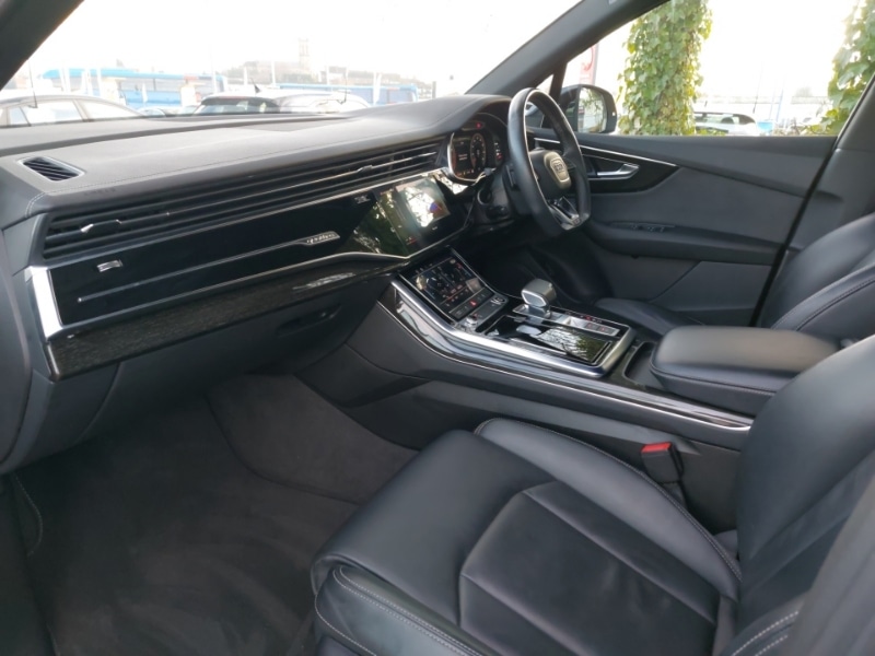 Used Audi Q7 2022 for sale - 77028812: Photo 5