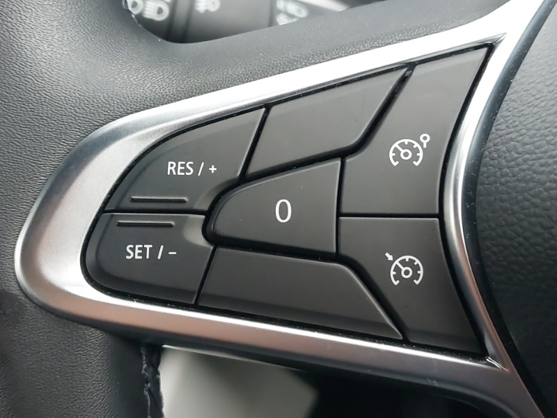 Used Renault Clio 2022 for sale - 77955790: Photo 10