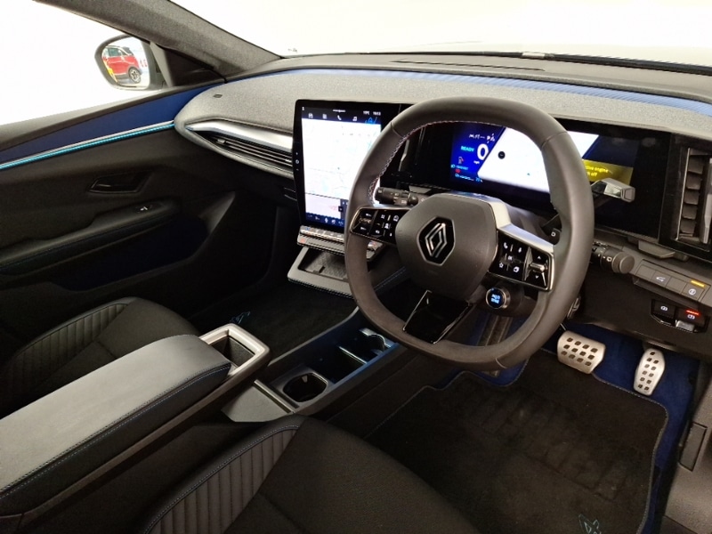 Used Renault Scenic E-Tech 2024 for sale - 77102986: Photo 11