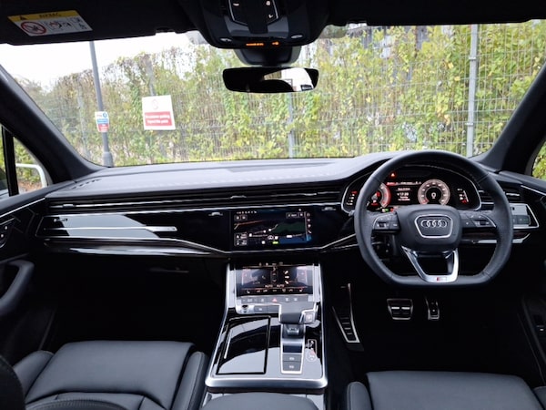 Used Audi Q7 2025 for sale - 76282362: Photo 2