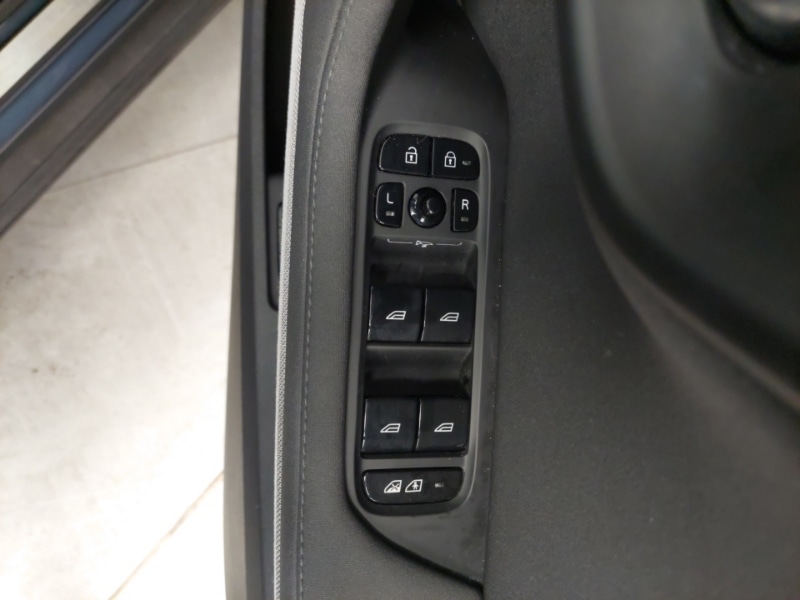 Used Polestar Polestar 2 2023 for sale - 77597200: Photo 12