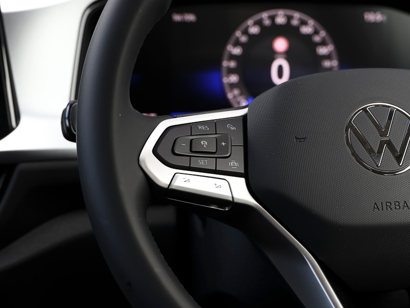 Used Volkswagen T-Roc 2025 for sale - 76652057: Photo 9