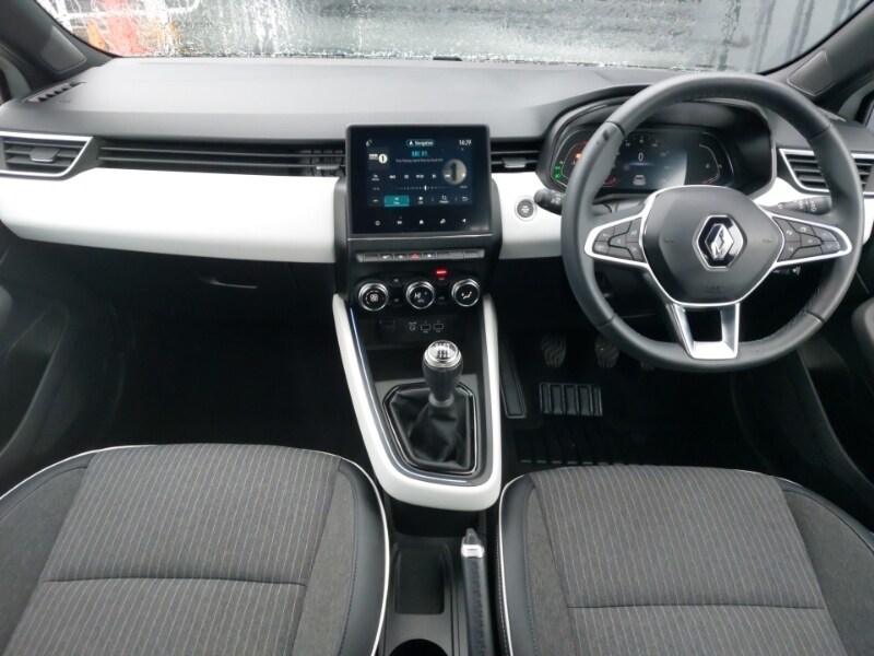 Used Renault Clio 2022 for sale - 77874572: Photo 2