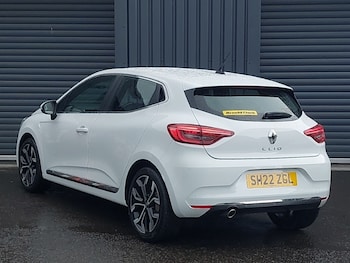 Used Renault Clio 2022 for sale - 77874572: Photo