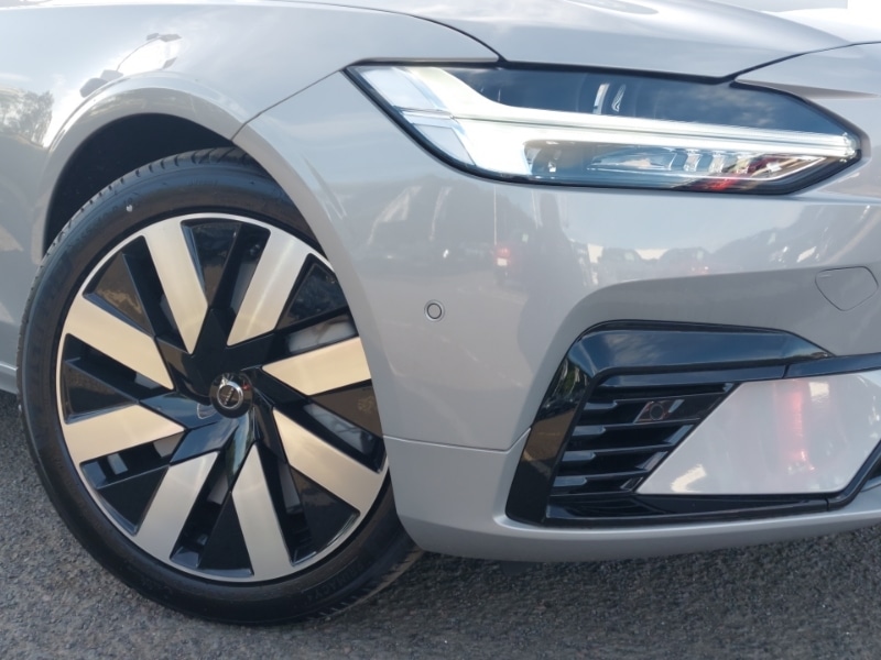 Used Volvo V90 2025 for sale - 77563226: Photo 9