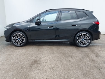 Used BMW 2 Series 2023 for sale - 76254301: Photo 4