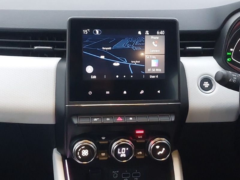 Used Renault Clio 2021 for sale - 76694987: Photo 11