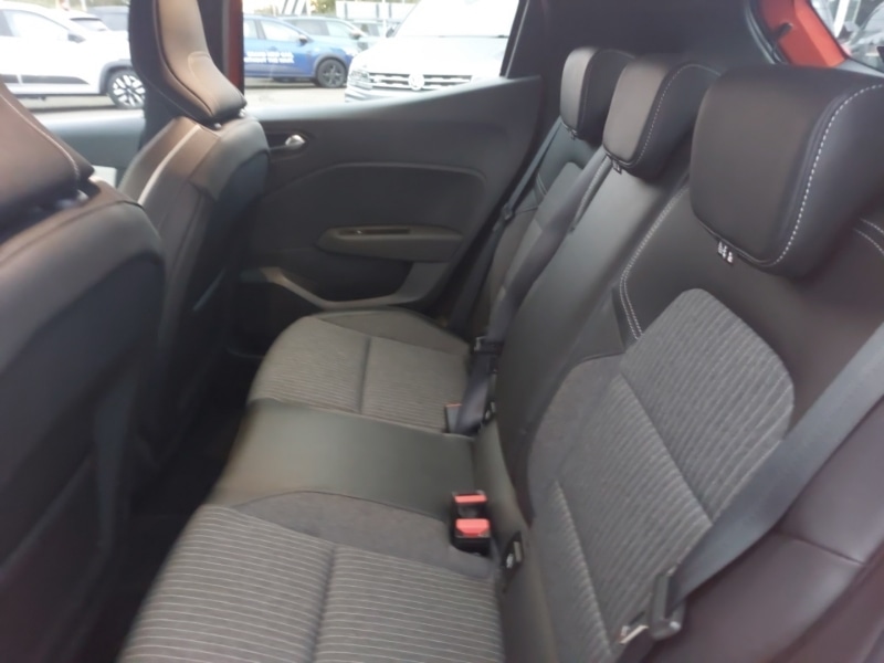 Used Renault Clio 2021 for sale - 76694987: Photo 6