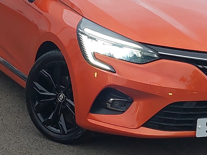 Used Renault Clio 2021 for sale - 76694987: Photo 9