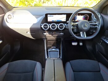 Used Mercedes-Benz GLA 2024 for sale - 76940810: Photo