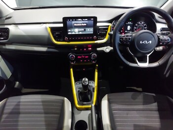 Used Kia Stonic 2023 for sale - 77817202: Photo