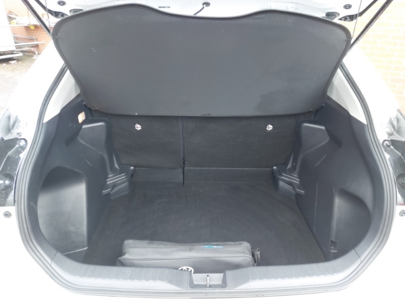 Used Toyota Yaris Cross 2023 for sale - 77022122: Photo 8