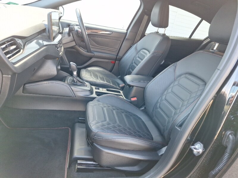 Used Ford Focus 2022 for sale - 77949617: Photo 5