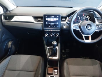 Used Renault Captur 2023 for sale - 78214056: Photo