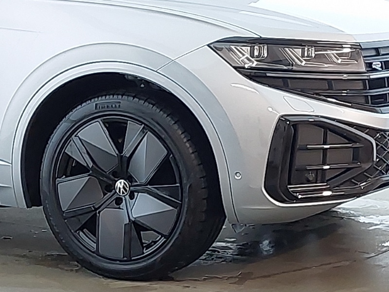 Used Volkswagen Touareg 2024 for sale - 77338884: Photo 9