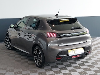 Used Peugeot 208 2020 for sale - 78467308: Photo