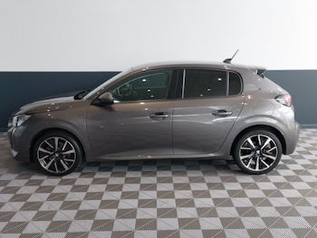 Used Peugeot 208 2020 for sale - 78467308: Photo