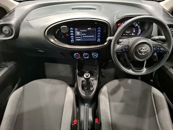 Used Toyota Aygo X 2022 for sale - 78868930: Photo