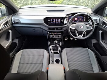 Used Volkswagen T-Cross 2020 for sale - 77777803: Photo