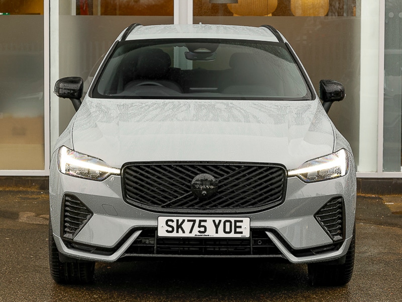 Used Volvo XC60 2025 for sale - 77240817: Photo 8