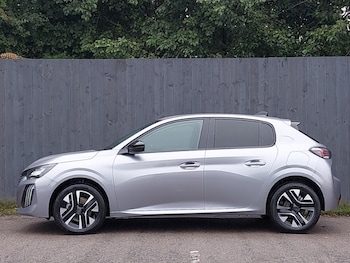 Used Peugeot 208 2025 for sale - 76506471: Photo